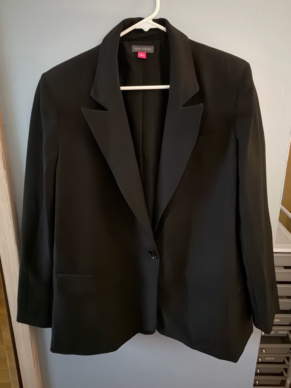 Vince Camuto Black Single-Button Tailored Blazer